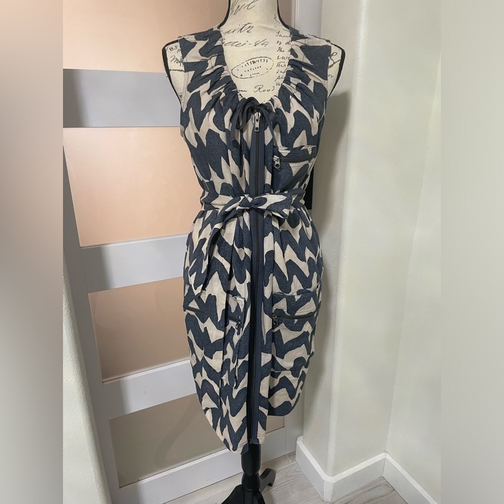 Calvin Klein Charcoal gray & light tan Geometrical Print Sleeveless Dr…